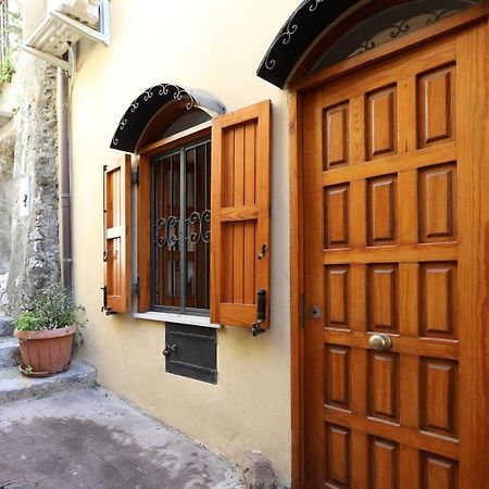 Porta Catania & Duomo Cozy Apartment Таормина Экстерьер фото