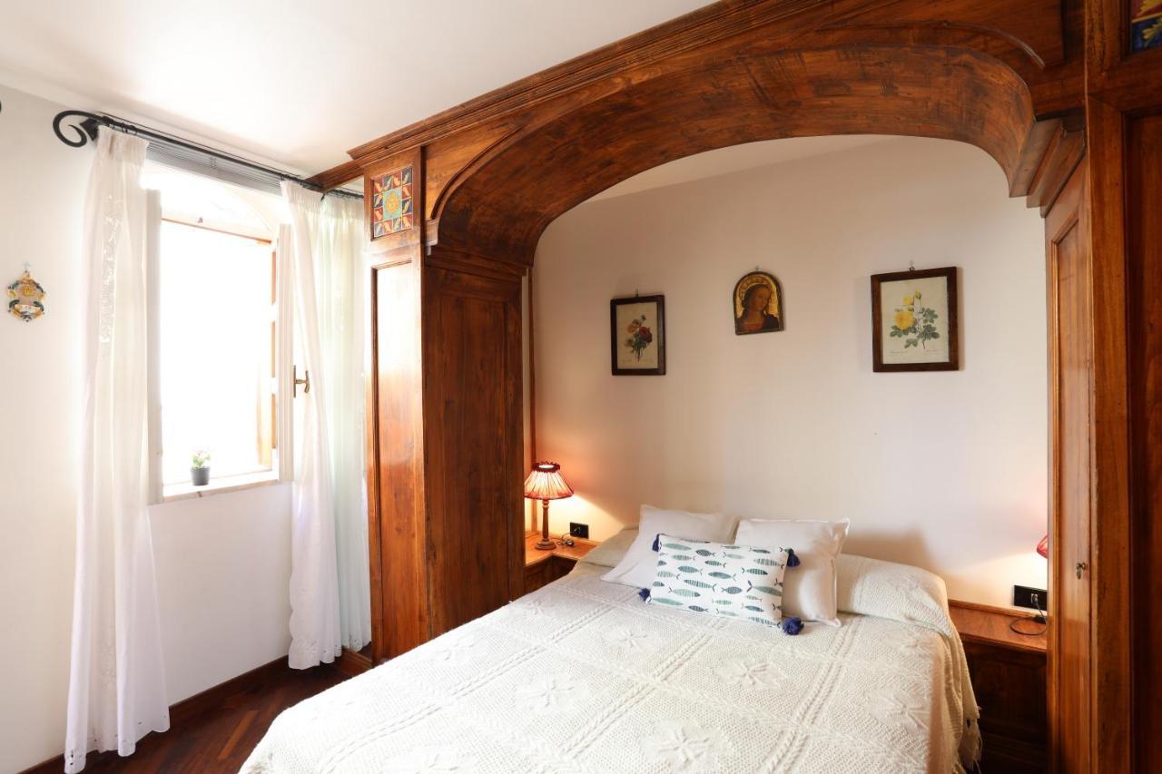Porta Catania & Duomo Cozy Apartment Таормина Экстерьер фото