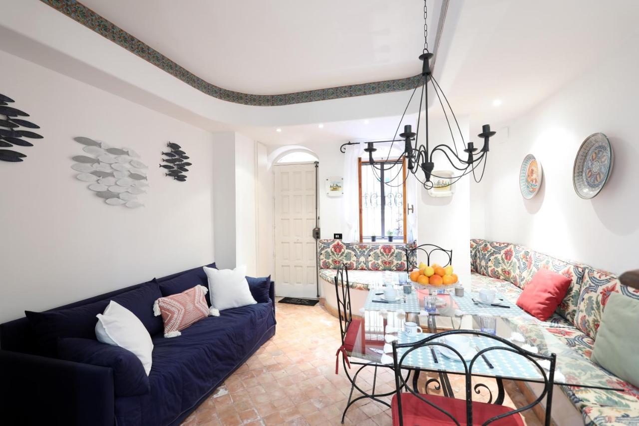 Porta Catania & Duomo Cozy Apartment Таормина Экстерьер фото